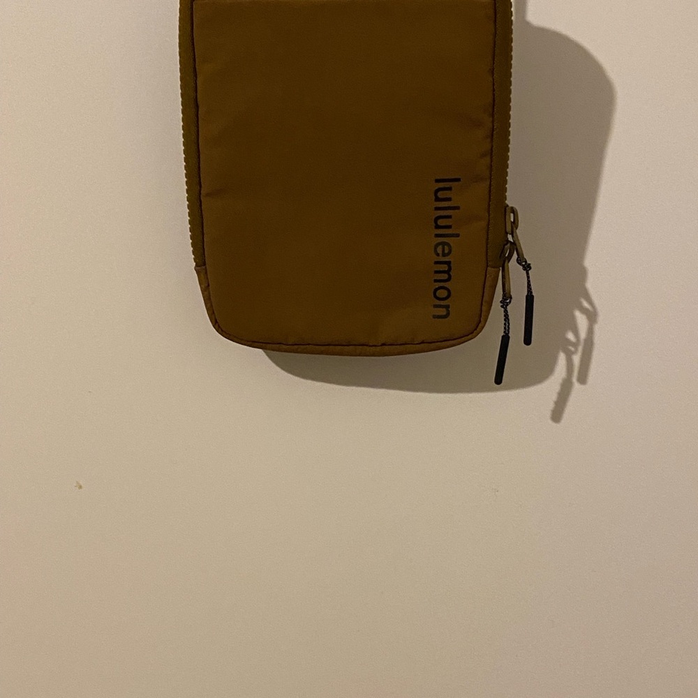lululemon athletica burnt camel crossbody